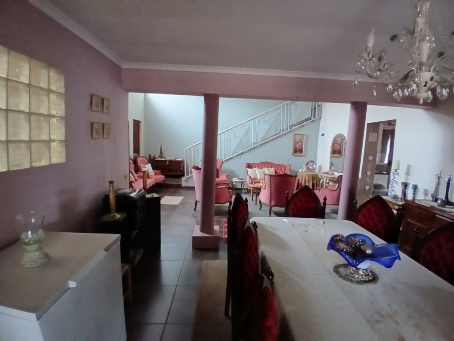 4 Bedroom Property for Sale in Carletonville Central Gauteng