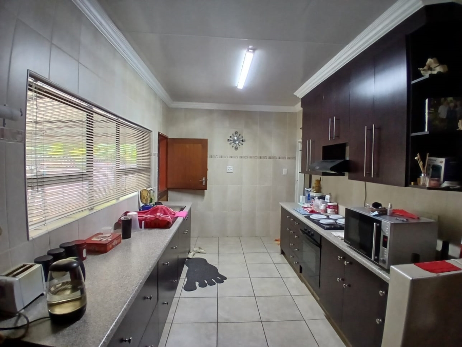 4 Bedroom Property for Sale in Pretoriusrus Gauteng