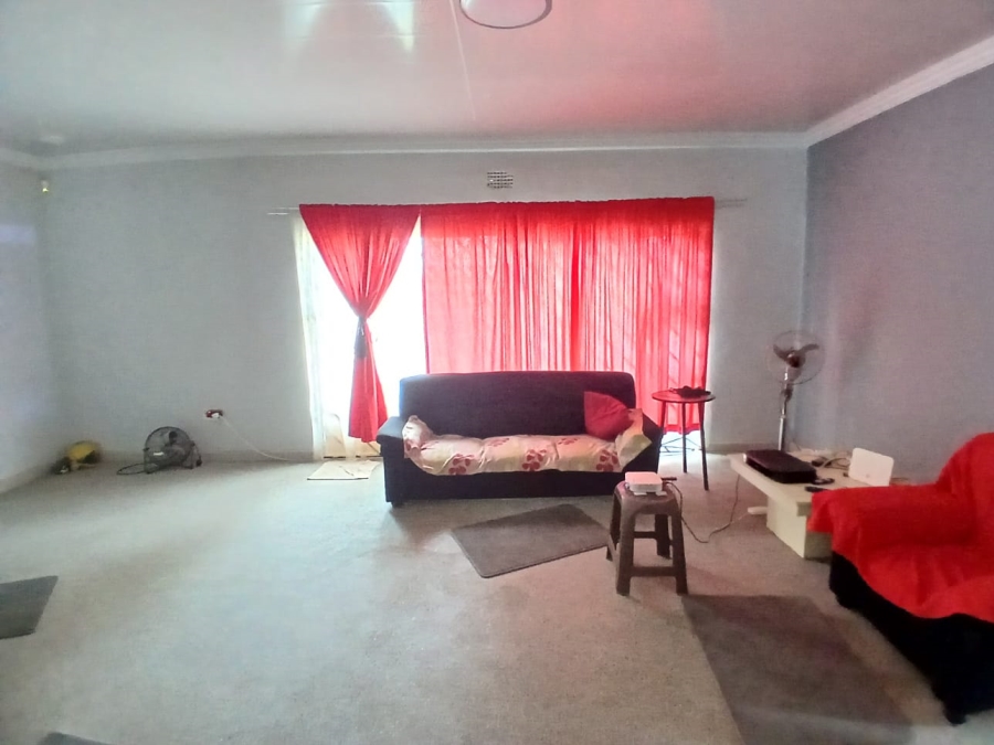 4 Bedroom Property for Sale in Pretoriusrus Gauteng