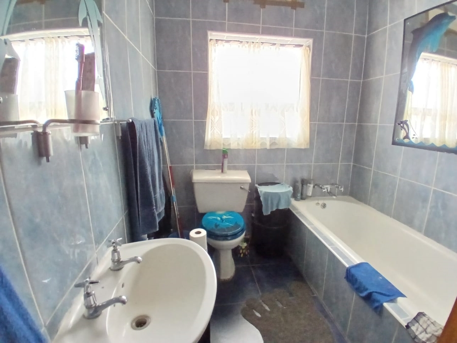 4 Bedroom Property for Sale in Pretoriusrus Gauteng