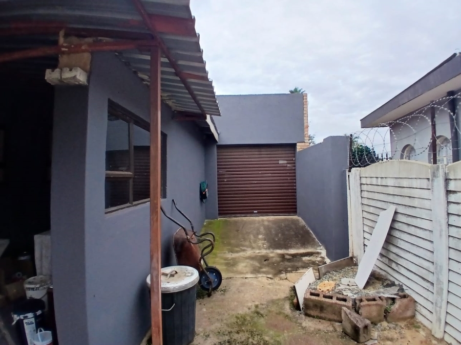 4 Bedroom Property for Sale in Pretoriusrus Gauteng