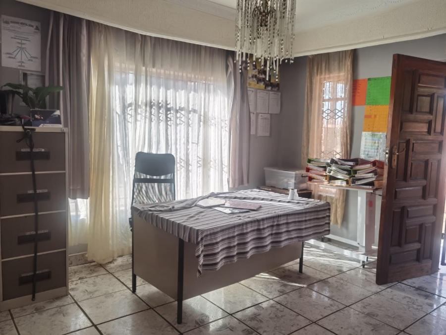 4 Bedroom Property for Sale in Soshanguve S Gauteng