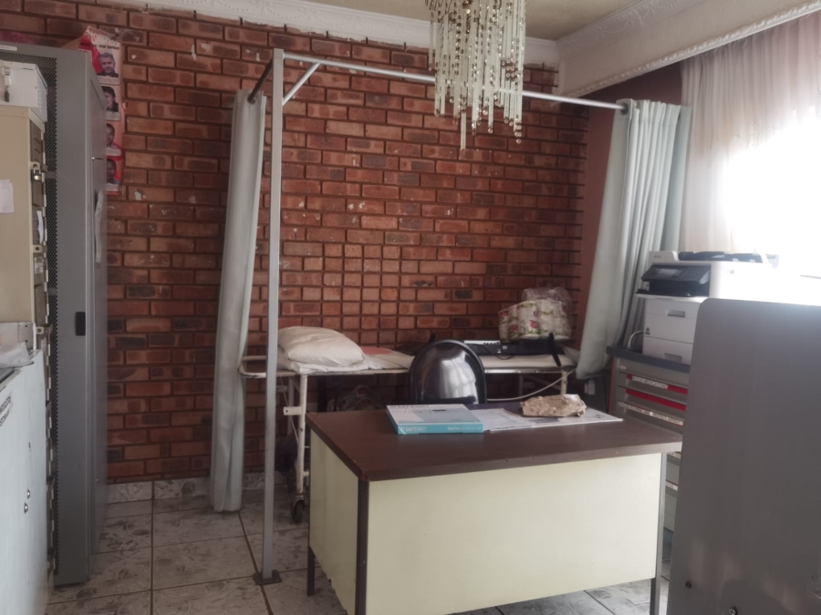 4 Bedroom Property for Sale in Soshanguve S Gauteng