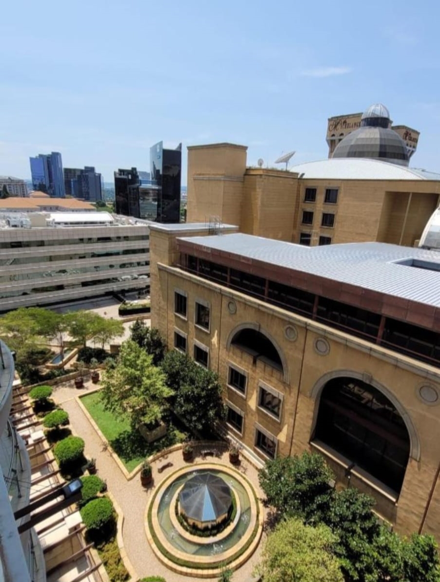 1 Bedroom Property for Sale in Sandton Central Gauteng