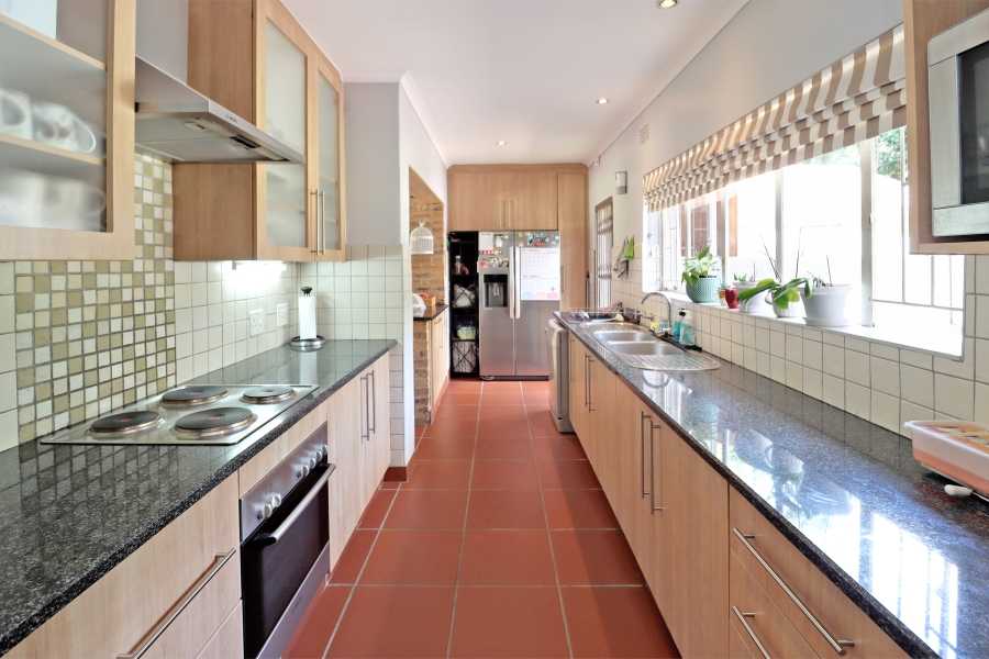 4 Bedroom Property for Sale in Paulshof Gauteng