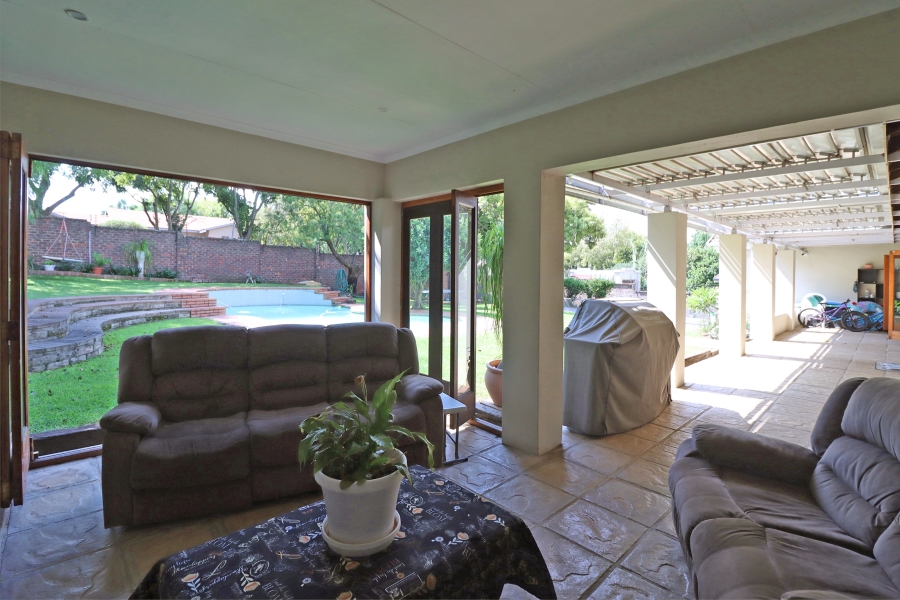 4 Bedroom Property for Sale in Paulshof Gauteng