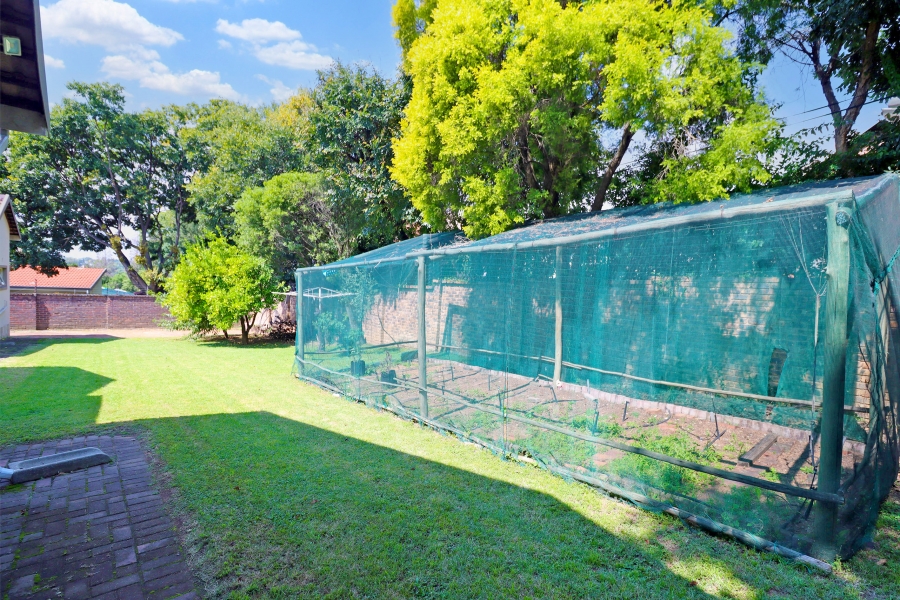 4 Bedroom Property for Sale in Paulshof Gauteng