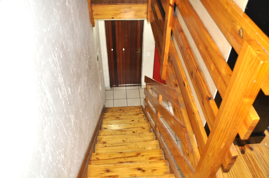 2 Bedroom Property for Sale in Erand Gardens Gauteng