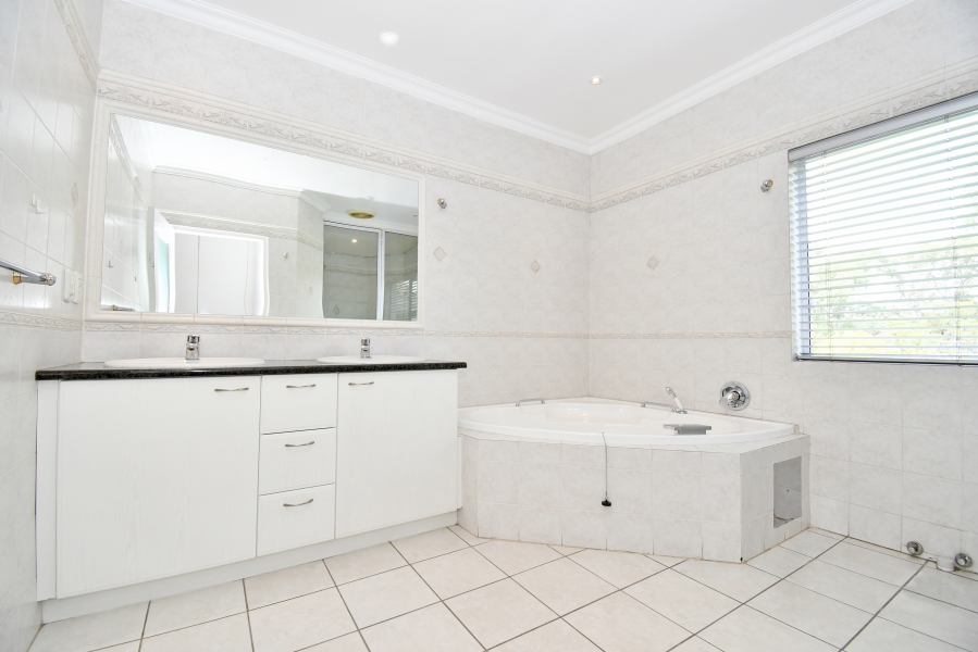 4 Bedroom Property for Sale in Kyalami Estates Gauteng