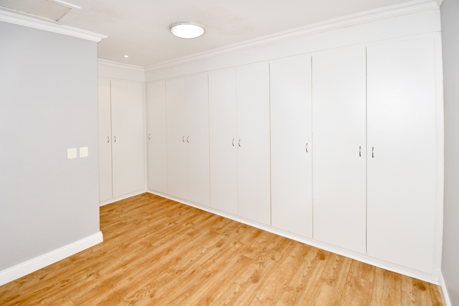 4 Bedroom Property for Sale in Kyalami Estates Gauteng