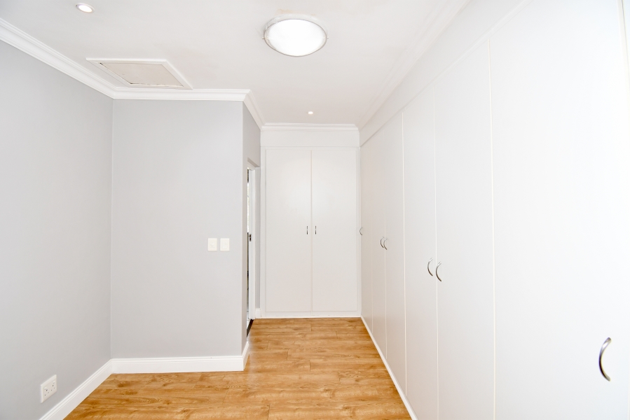 4 Bedroom Property for Sale in Kyalami Estates Gauteng