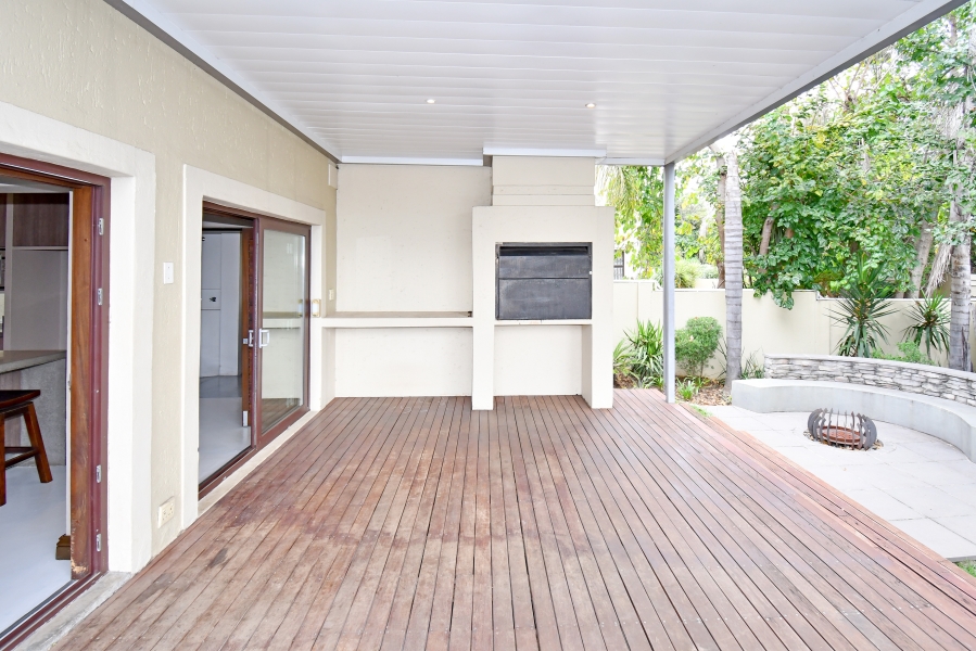 3 Bedroom Property for Sale in Douglasdale Gauteng