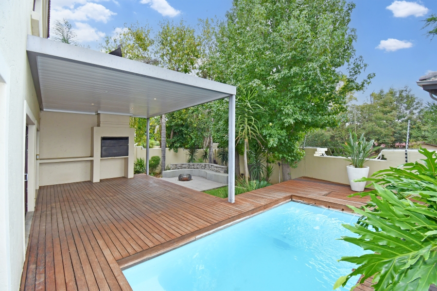 3 Bedroom Property for Sale in Douglasdale Gauteng