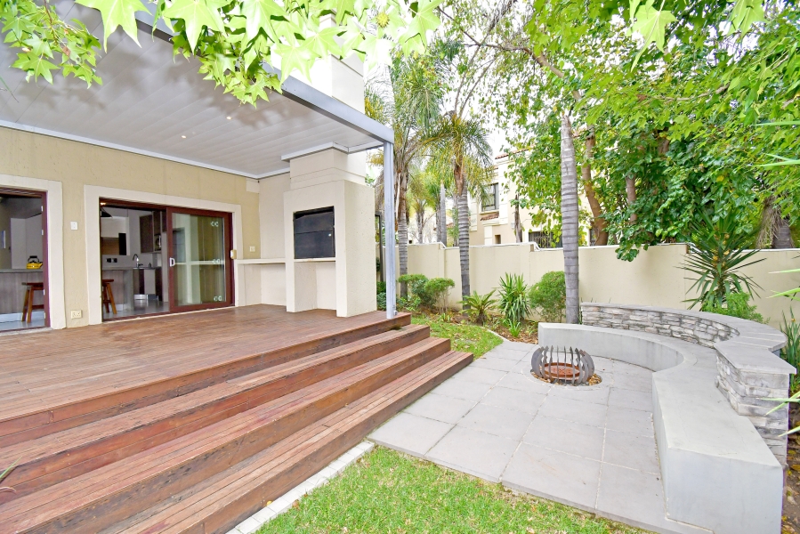 3 Bedroom Property for Sale in Douglasdale Gauteng