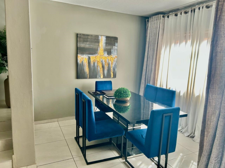 3 Bedroom Property for Sale in Halfway Gardens Gauteng