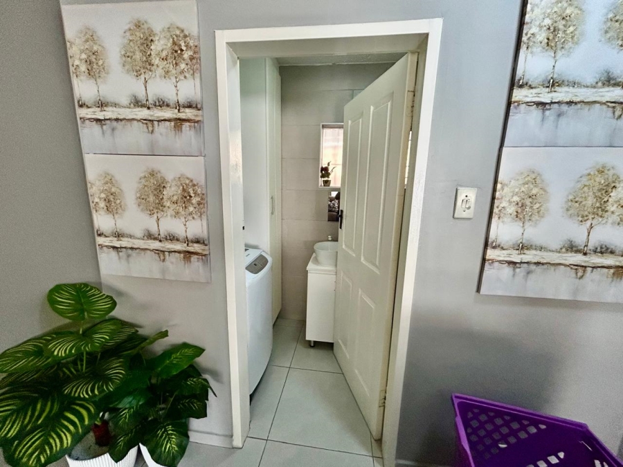 3 Bedroom Property for Sale in Halfway Gardens Gauteng