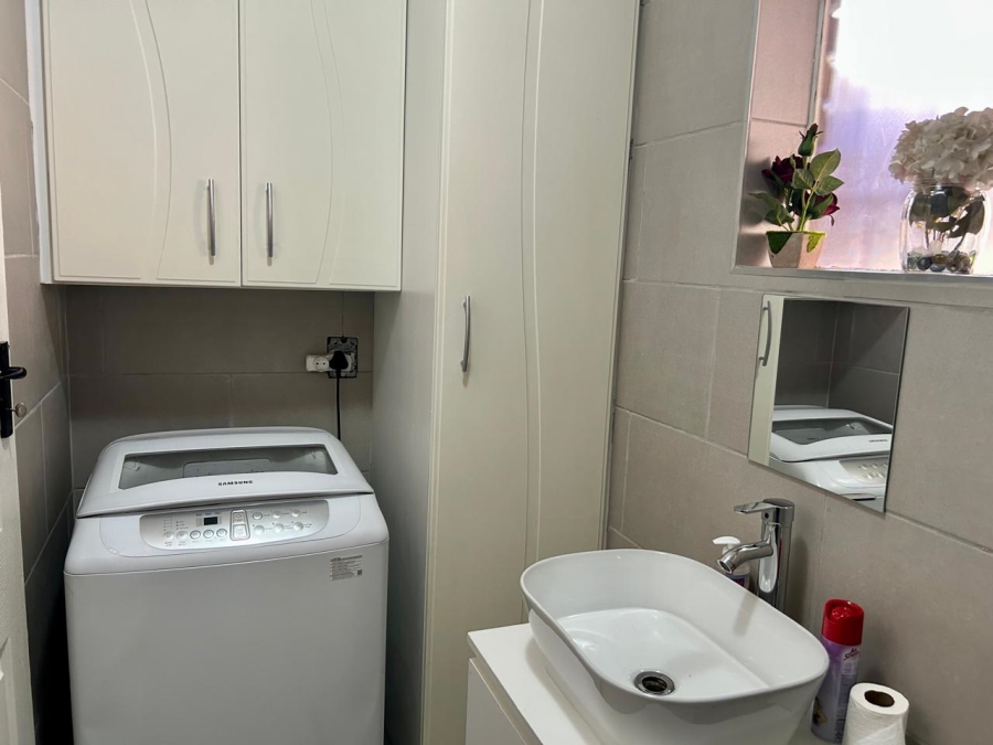 3 Bedroom Property for Sale in Halfway Gardens Gauteng