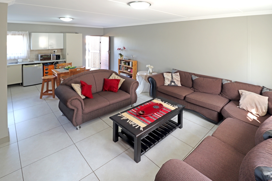 2 Bedroom Property for Sale in Blue Hills AH Gauteng