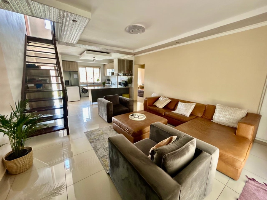 4 Bedroom Property for Sale in Halfway Gardens Gauteng
