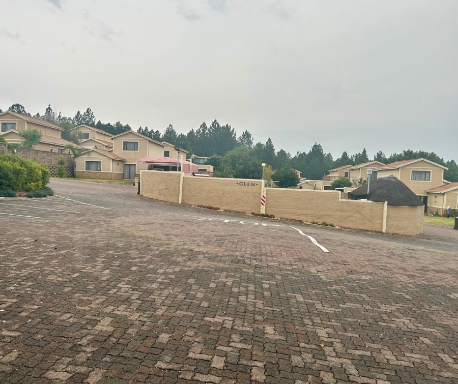 4 Bedroom Property for Sale in Halfway Gardens Gauteng