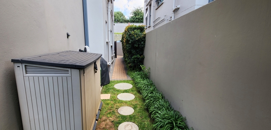 3 Bedroom Property for Sale in Waterfall Gauteng