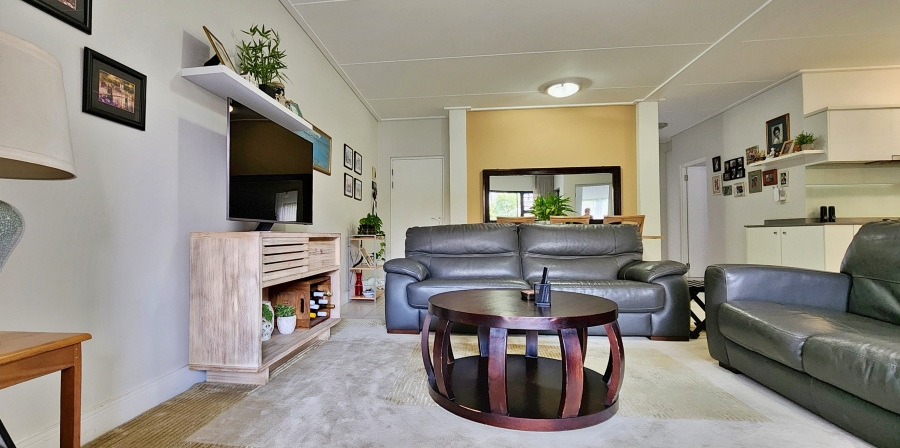 3 Bedroom Property for Sale in Waterfall Gauteng