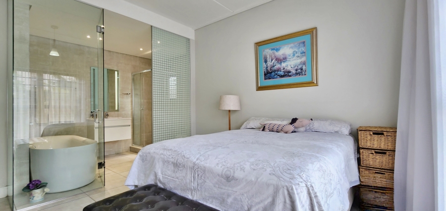 3 Bedroom Property for Sale in Waterfall Gauteng