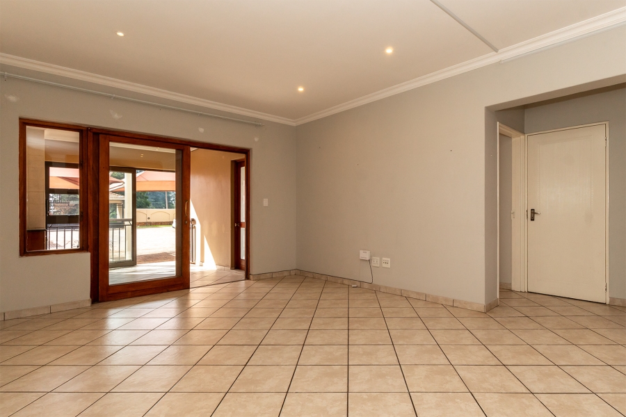 2 Bedroom Property for Sale in Kenleaf Gauteng