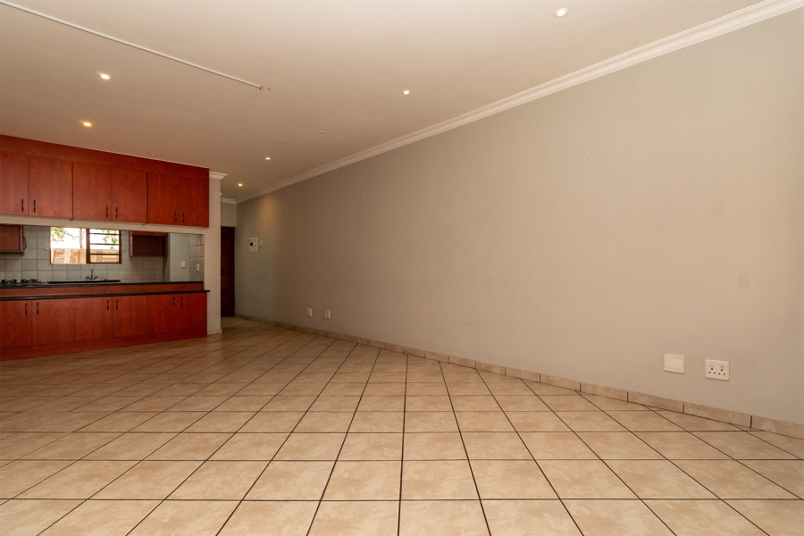 2 Bedroom Property for Sale in Kenleaf Gauteng