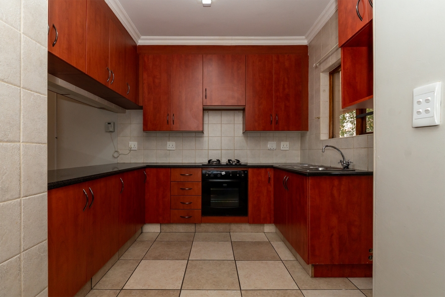 2 Bedroom Property for Sale in Kenleaf Gauteng