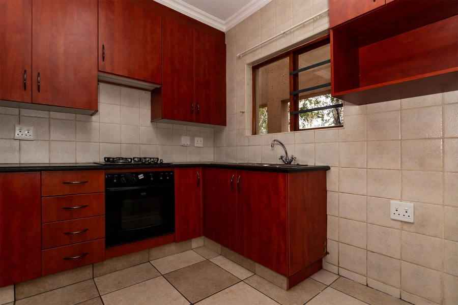 2 Bedroom Property for Sale in Kenleaf Gauteng