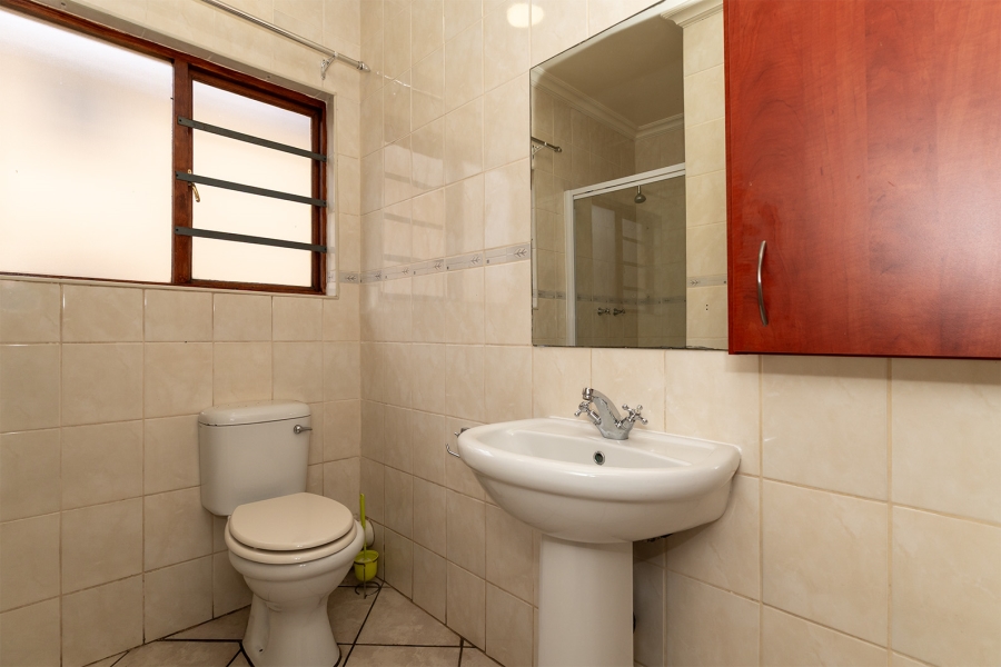 2 Bedroom Property for Sale in Kenleaf Gauteng