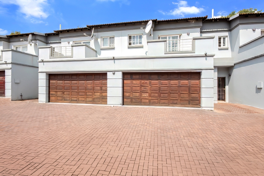 3 Bedroom Property for Sale in Ferndale Gauteng