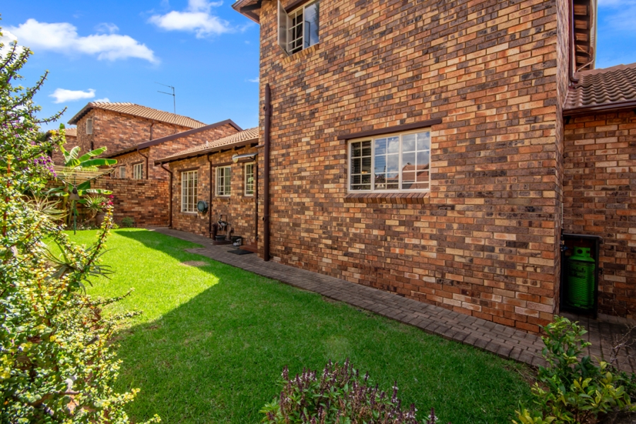 3 Bedroom Property for Sale in Sundowner Gauteng