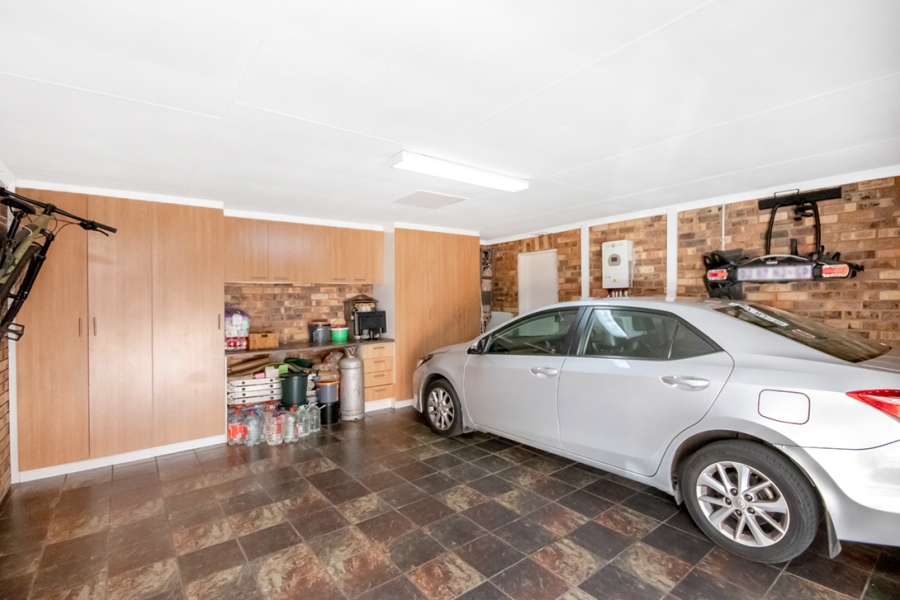 3 Bedroom Property for Sale in Sundowner Gauteng