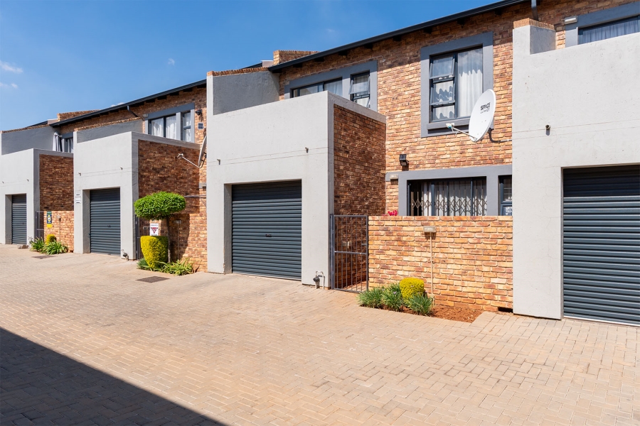 3 Bedroom Property for Sale in Rand Collieries Gauteng