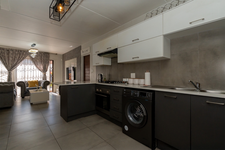 3 Bedroom Property for Sale in Rand Collieries Gauteng