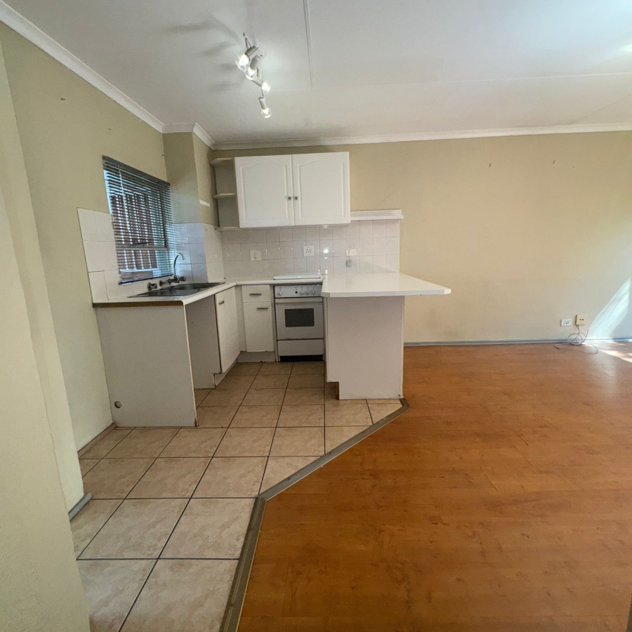1 Bedroom Property for Sale in Beyers Park Gauteng
