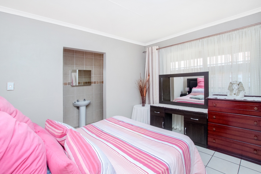 3 Bedroom Property for Sale in Florida Gauteng