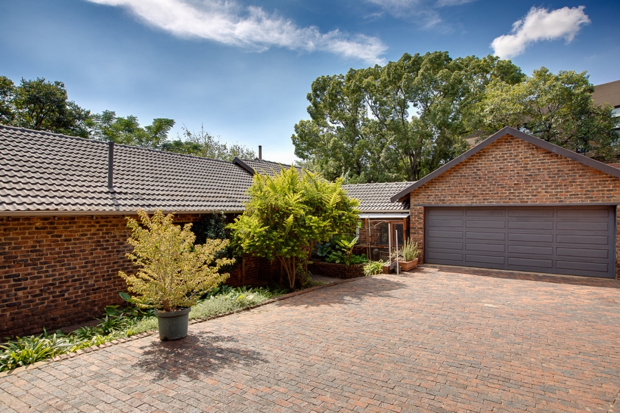 3 Bedroom Property for Sale in Parkmore Gauteng