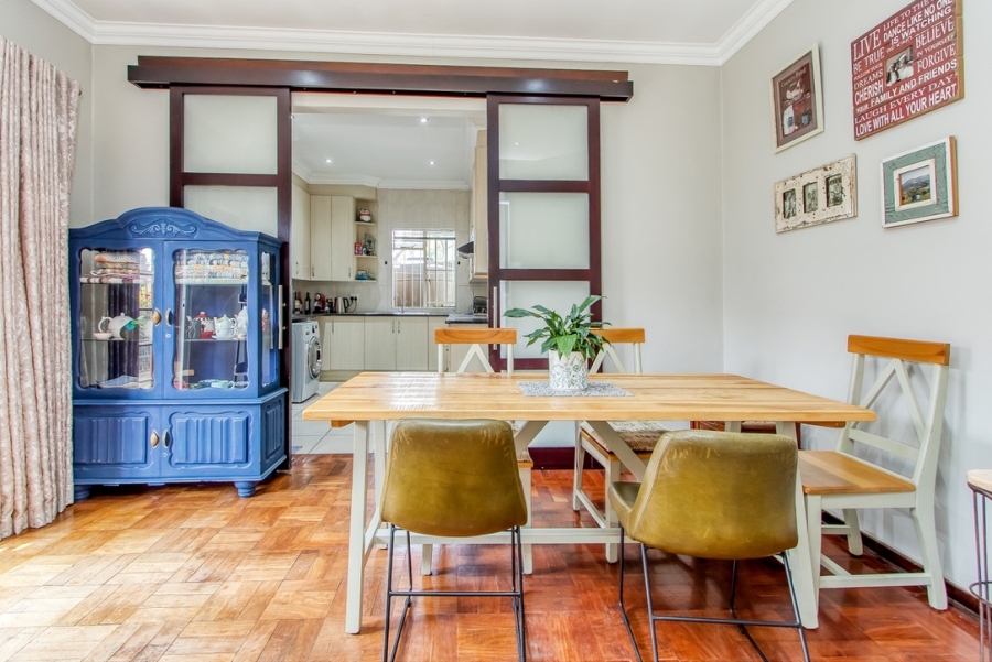 3 Bedroom Property for Sale in Linden Gauteng