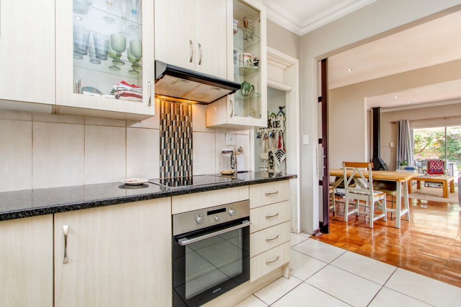 3 Bedroom Property for Sale in Linden Gauteng