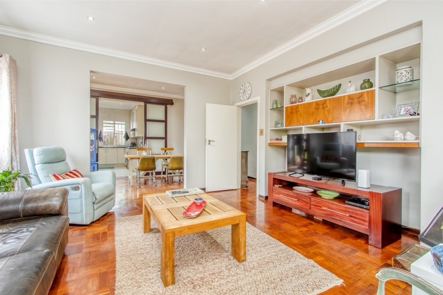 3 Bedroom Property for Sale in Linden Gauteng