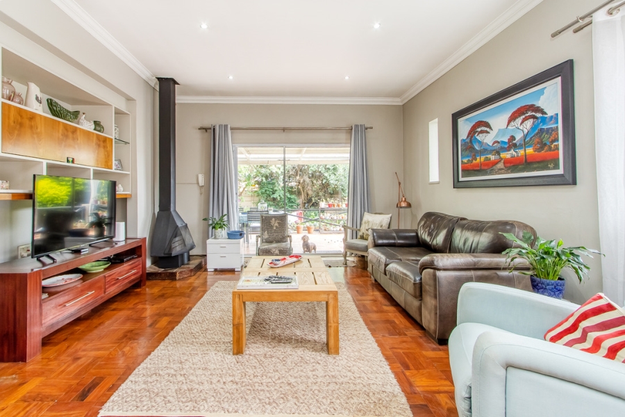 3 Bedroom Property for Sale in Linden Gauteng