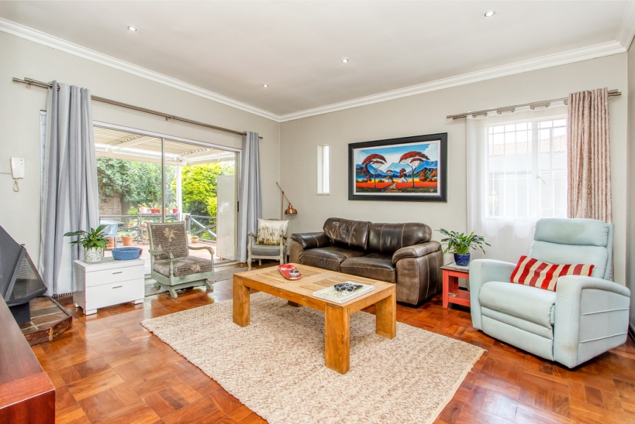 3 Bedroom Property for Sale in Linden Gauteng