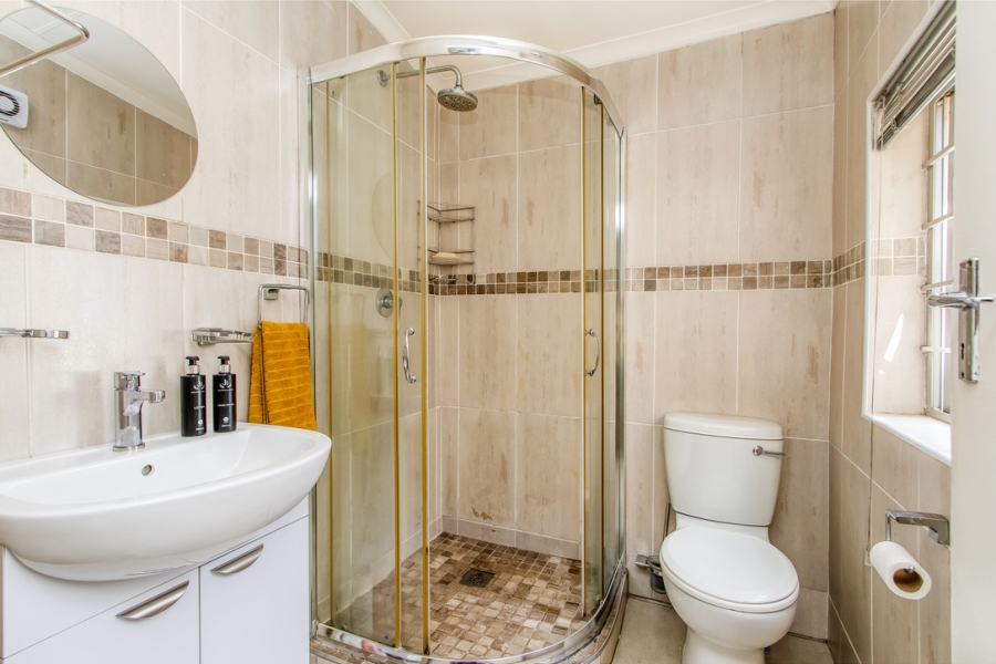 3 Bedroom Property for Sale in Linden Gauteng