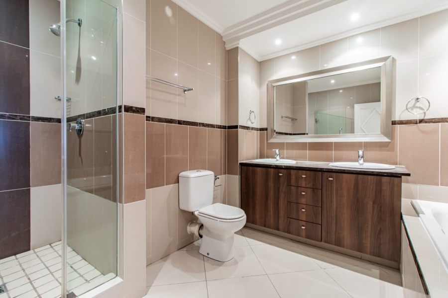 To Let 2 Bedroom Property for Rent in Bedfordview Gauteng