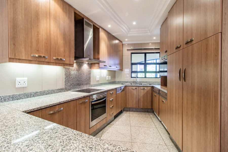 To Let 2 Bedroom Property for Rent in Bedfordview Gauteng