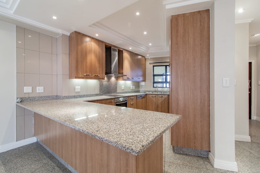 To Let 2 Bedroom Property for Rent in Bedfordview Gauteng