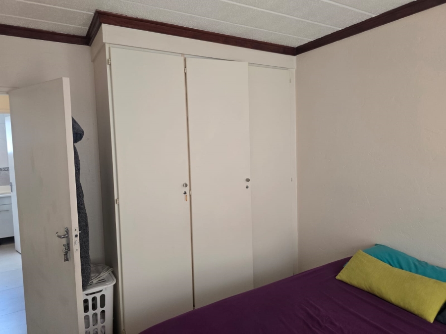 To Let 2 Bedroom Property for Rent in Linmeyer Gauteng